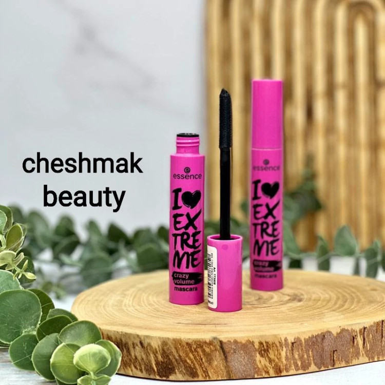 ریمل حجم دهنده اسنس صورتی اورجینال و اصل ساخت ایتالیا Essence Love Extreme Crazy Volume Mascara