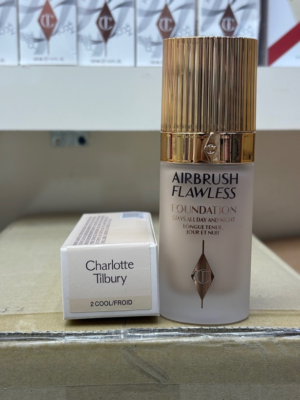 کرم پودر شارلوت تیلبری Airbrush Flawless رنگ 2 Cool / Froid
