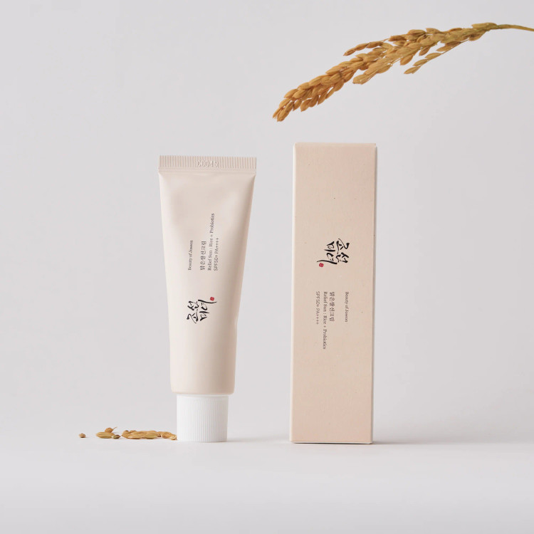 ضد آفتاب بیوتی آف آکوا فرش SPF 50 حجم ۵۰ میلی لیتر بی رنگ