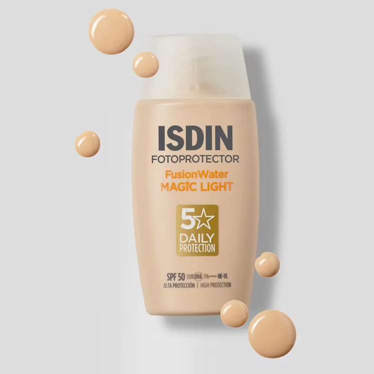 کرم ضد آفتاب رنگی ایزدین فیوژن واتر مجیک (رنگ لایت) fusion water Color MAGIC LIGHT ISDIN اصلی با ضمانت 8 ماهه - الن گلرو